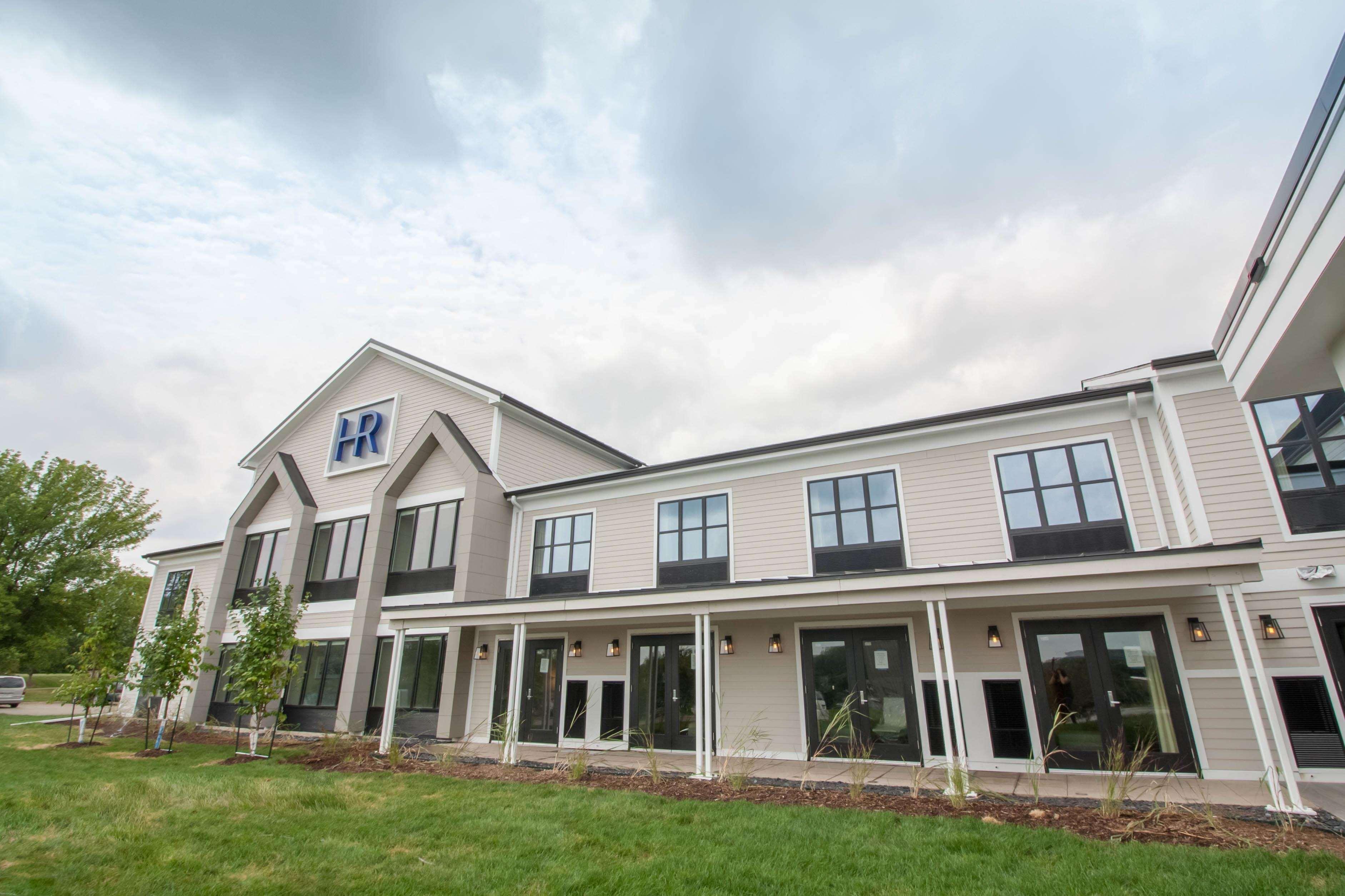 Hotel Renovo Des Moines Urbandale,Tapestry Collection Hilton Екстер'єр фото