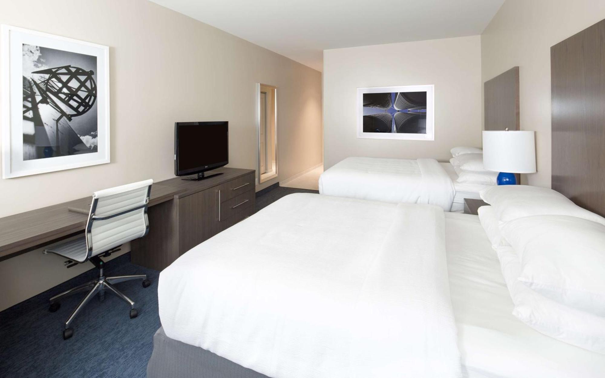Hotel Renovo Des Moines Urbandale,Tapestry Collection Hilton Екстер'єр фото